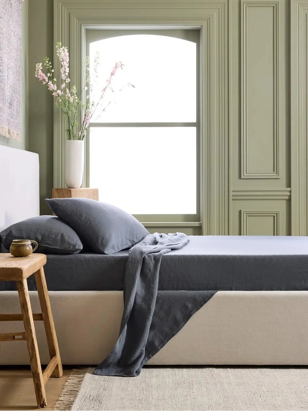 New Quince European Linen Sheet Set Split King (5-piece set) MSRP $214 Nightfall
